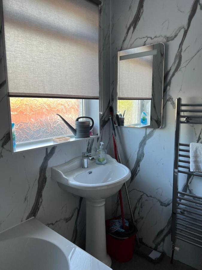 4 Bed Bungalow Near Airport Edinburgh Luaran gambar