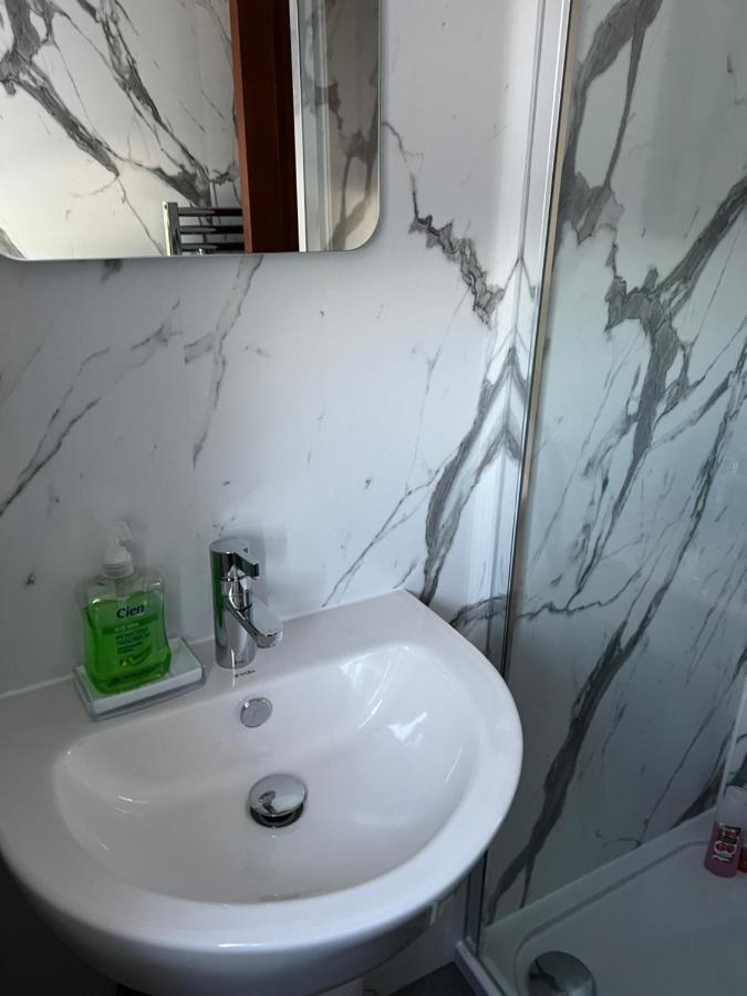 4 Bed Bungalow Near Airport Edinburgh Luaran gambar